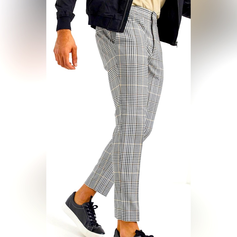 Men’s plaid trouser with tie waist.